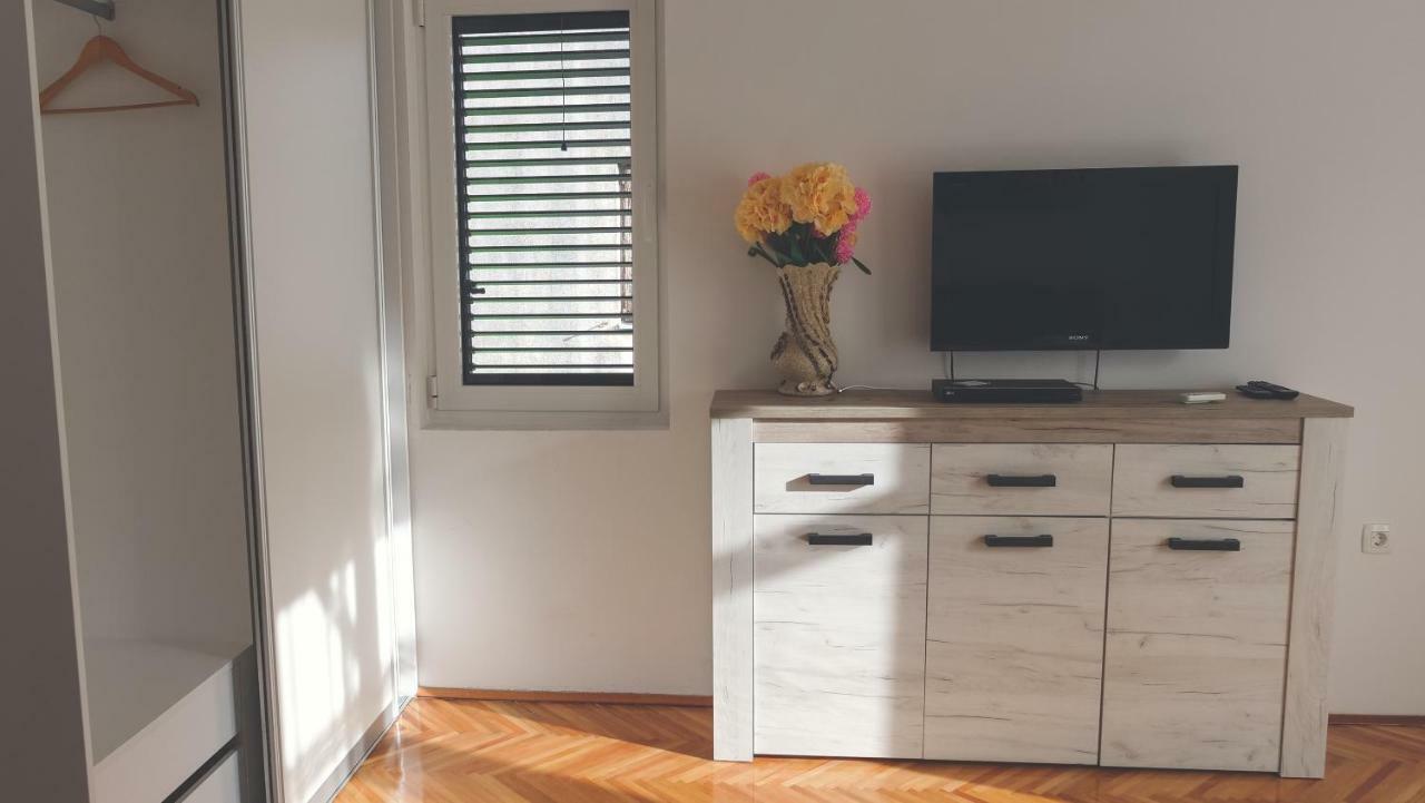 Apartment Lim Budva Luaran gambar