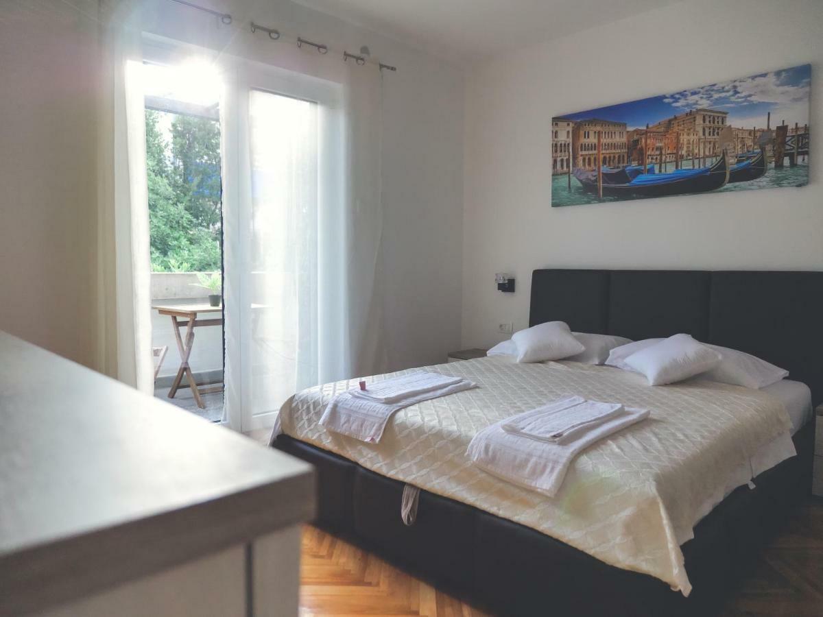 Apartment Lim Budva Luaran gambar